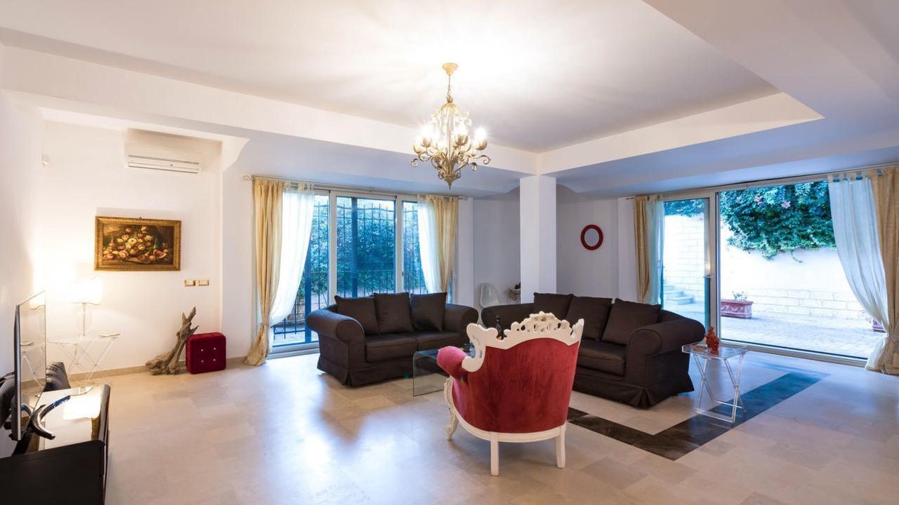 Photo of Livingroom in Caucana-finaiti-casuzze-finaiti Nord