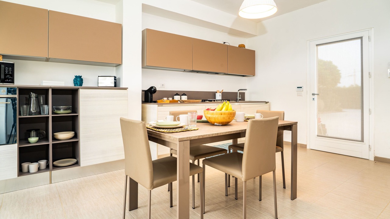 Photo of Others in Isola