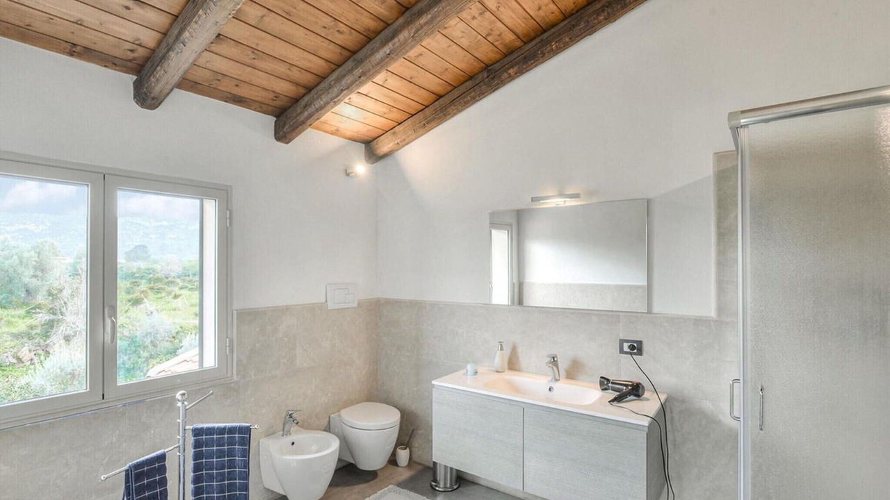 Photo of Bathroom in Syracuse