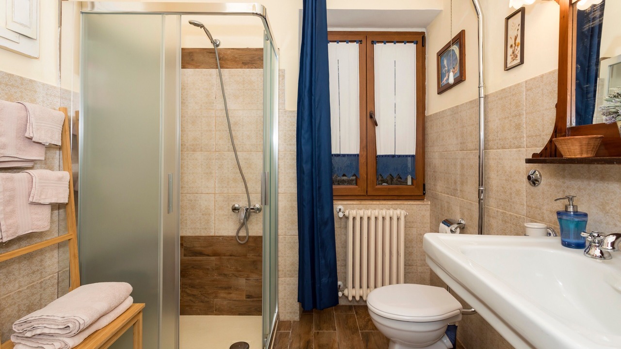 Photo of Bathroom in Zafferana Etnea
