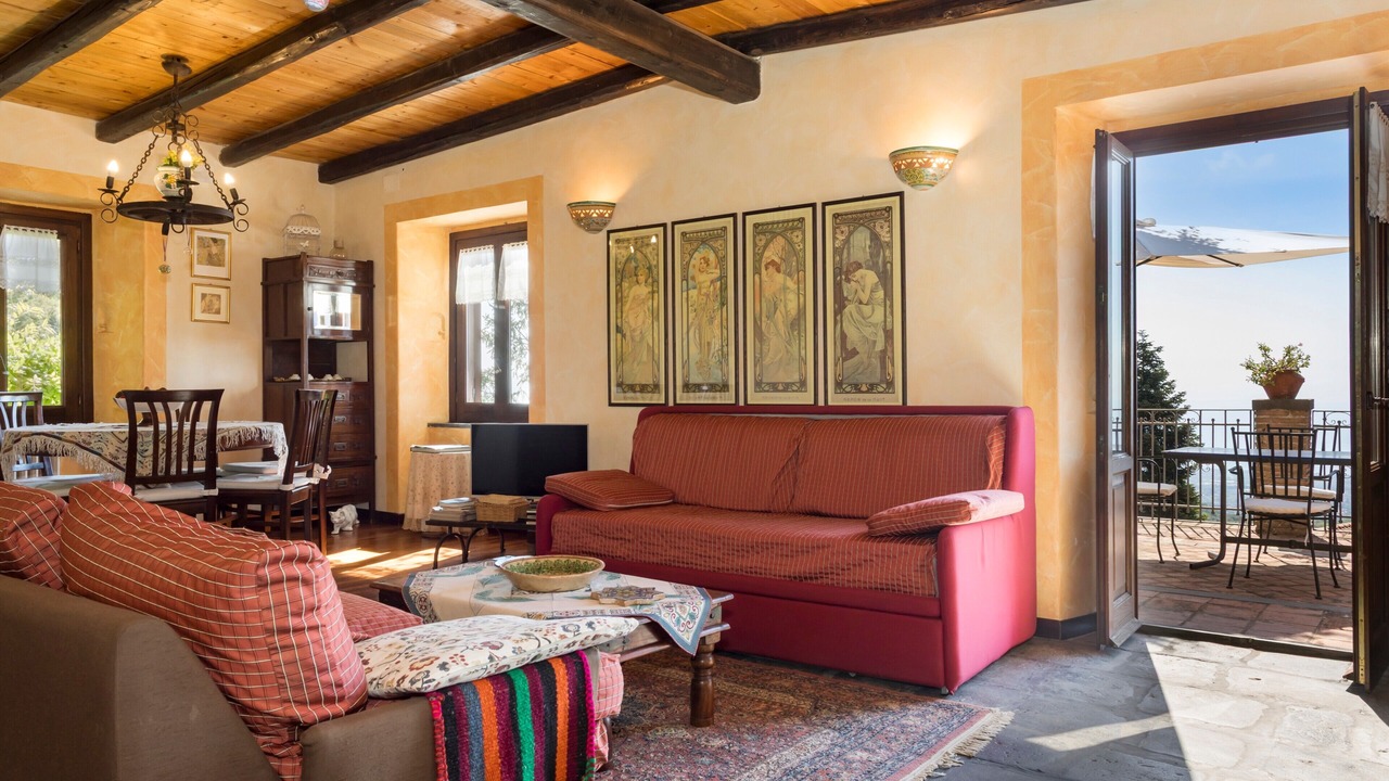 Photo of Livingroom in Zafferana Etnea