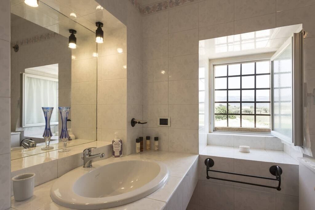 Photo of Bathroom in Chiaramonte Gulfi