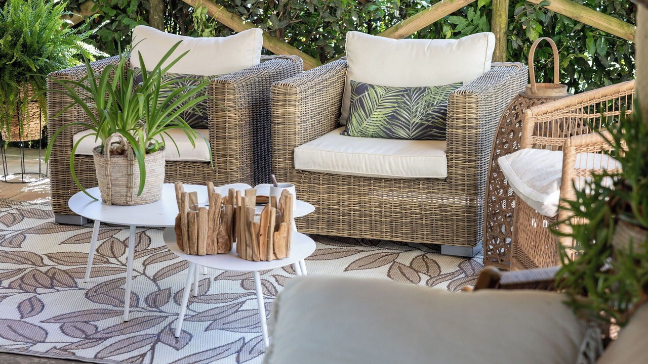 Photo of Outdoor in Lari