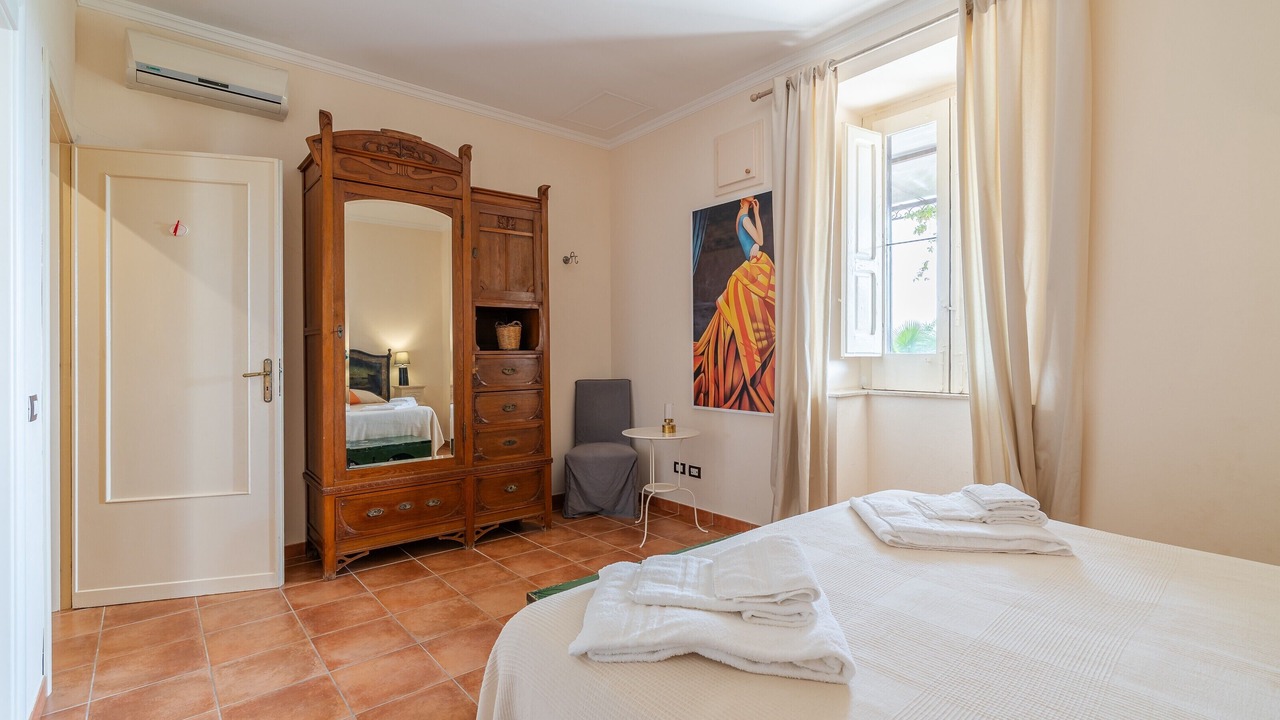 Photo of Bedroom in Noto