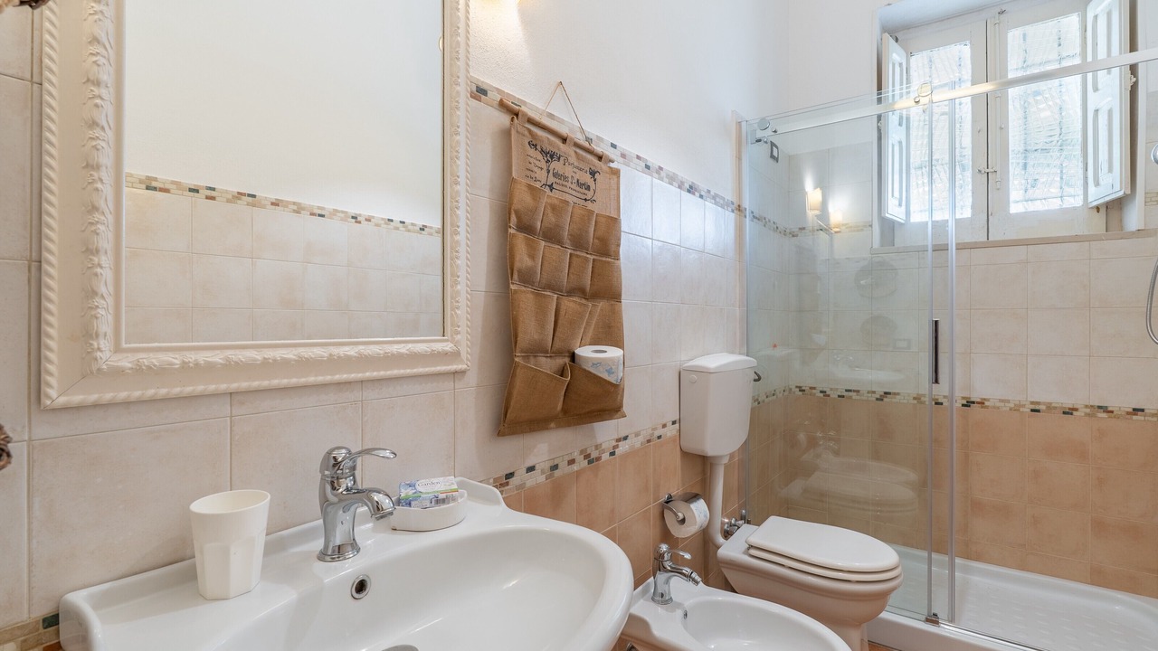 Photo of Bathroom in Noto