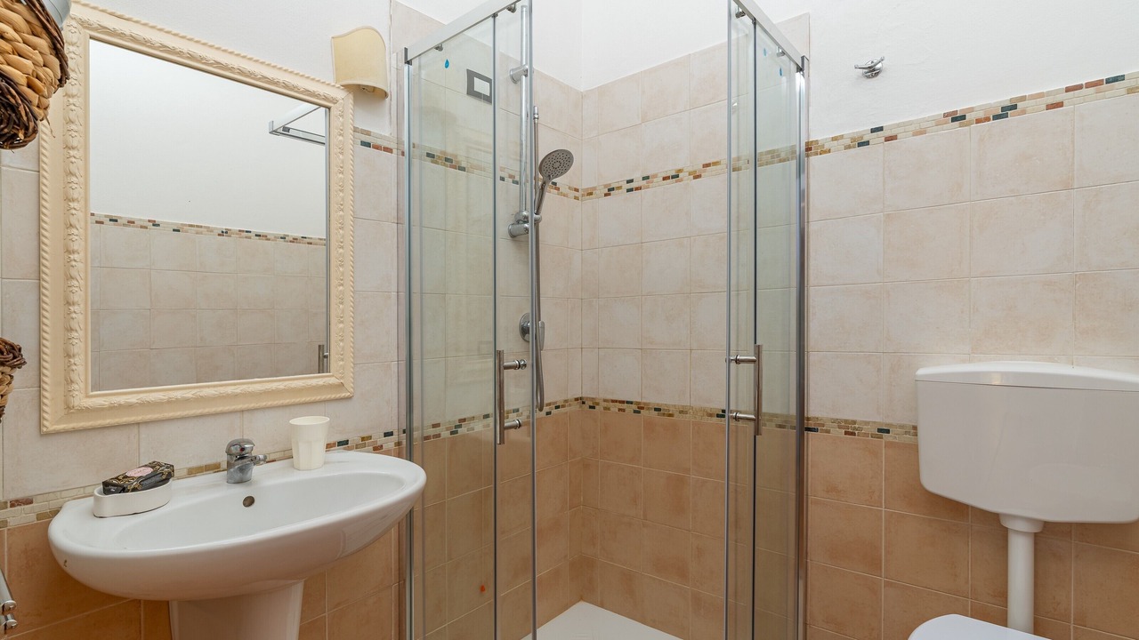 Photo of Bathroom in Noto
