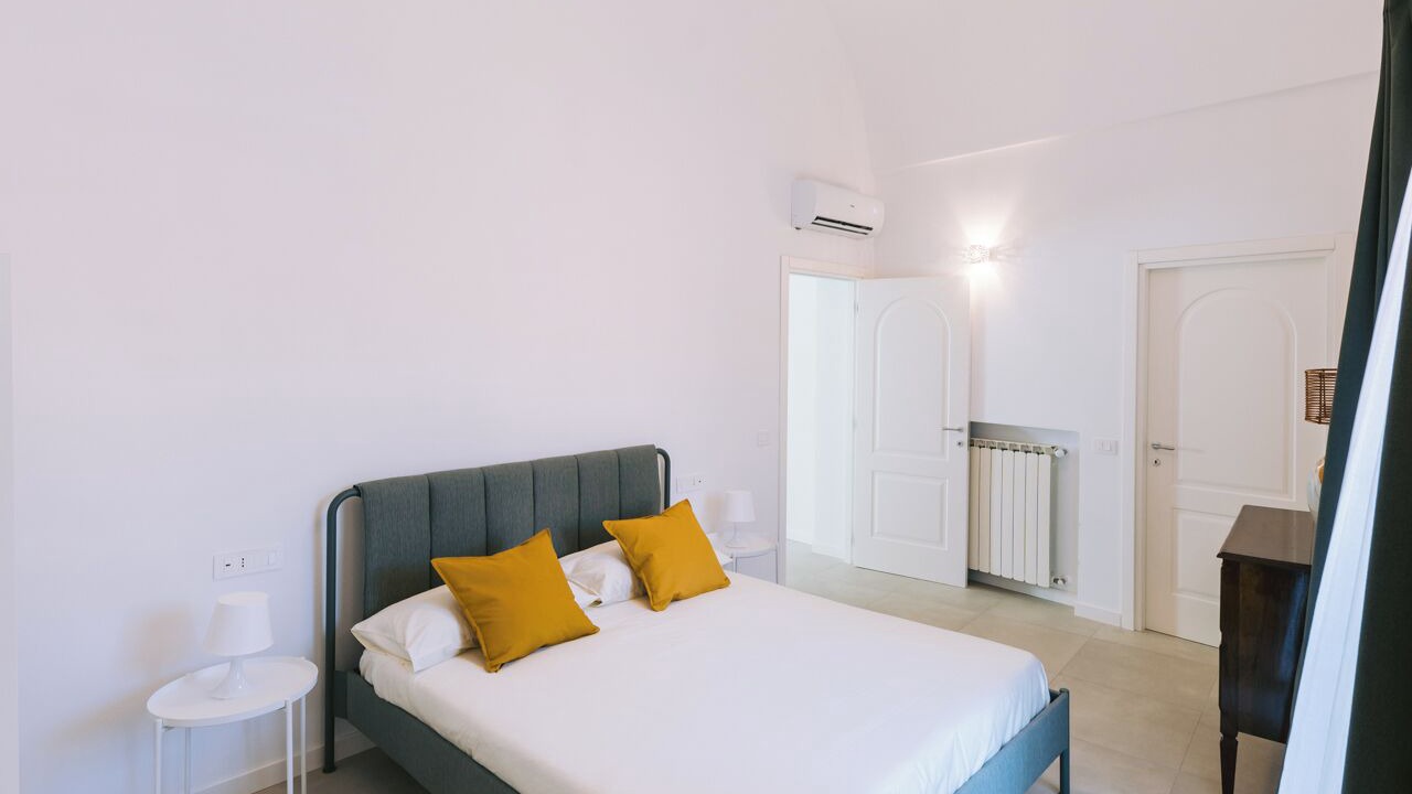 Photo of Bedroom in Scala