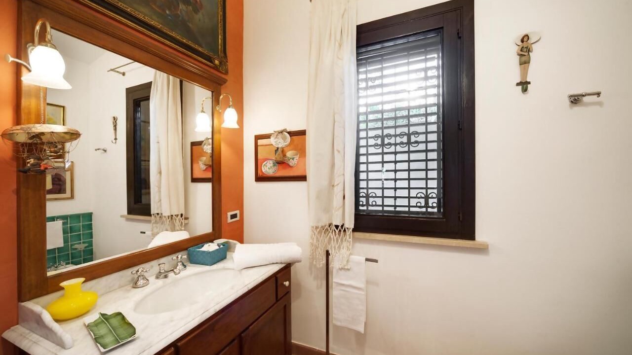 Photo of Bathroom in Caucana-finaiti-casuzze-finaiti Nord