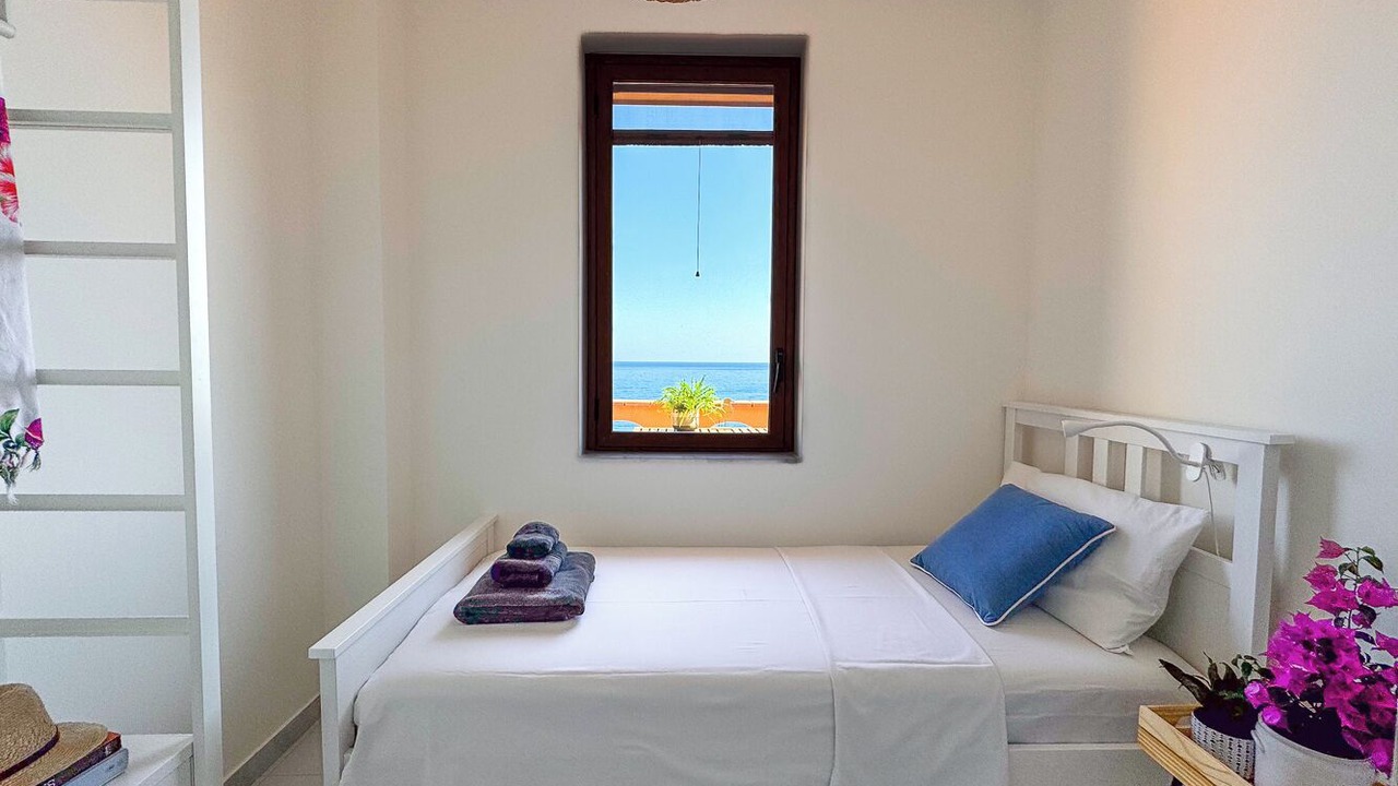 Photo of Bedroom in Costa Saracena-Castelluccio