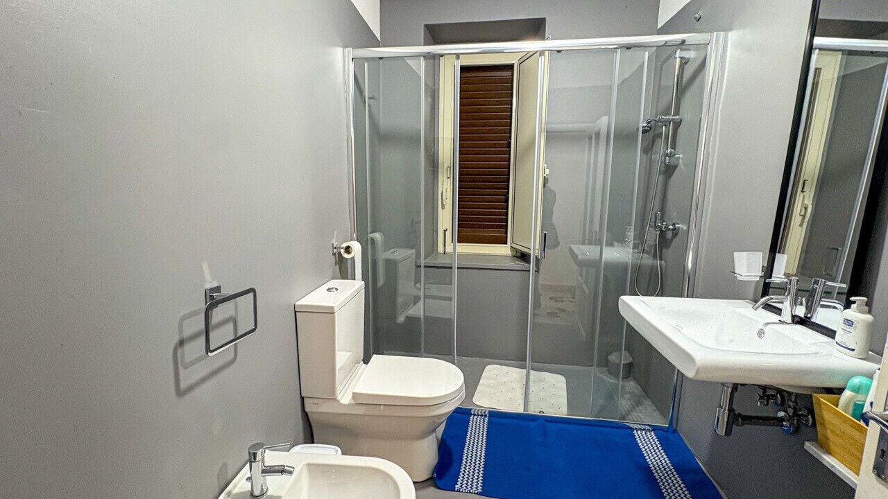 Photo of Bathroom in San Marco d'Alunzio