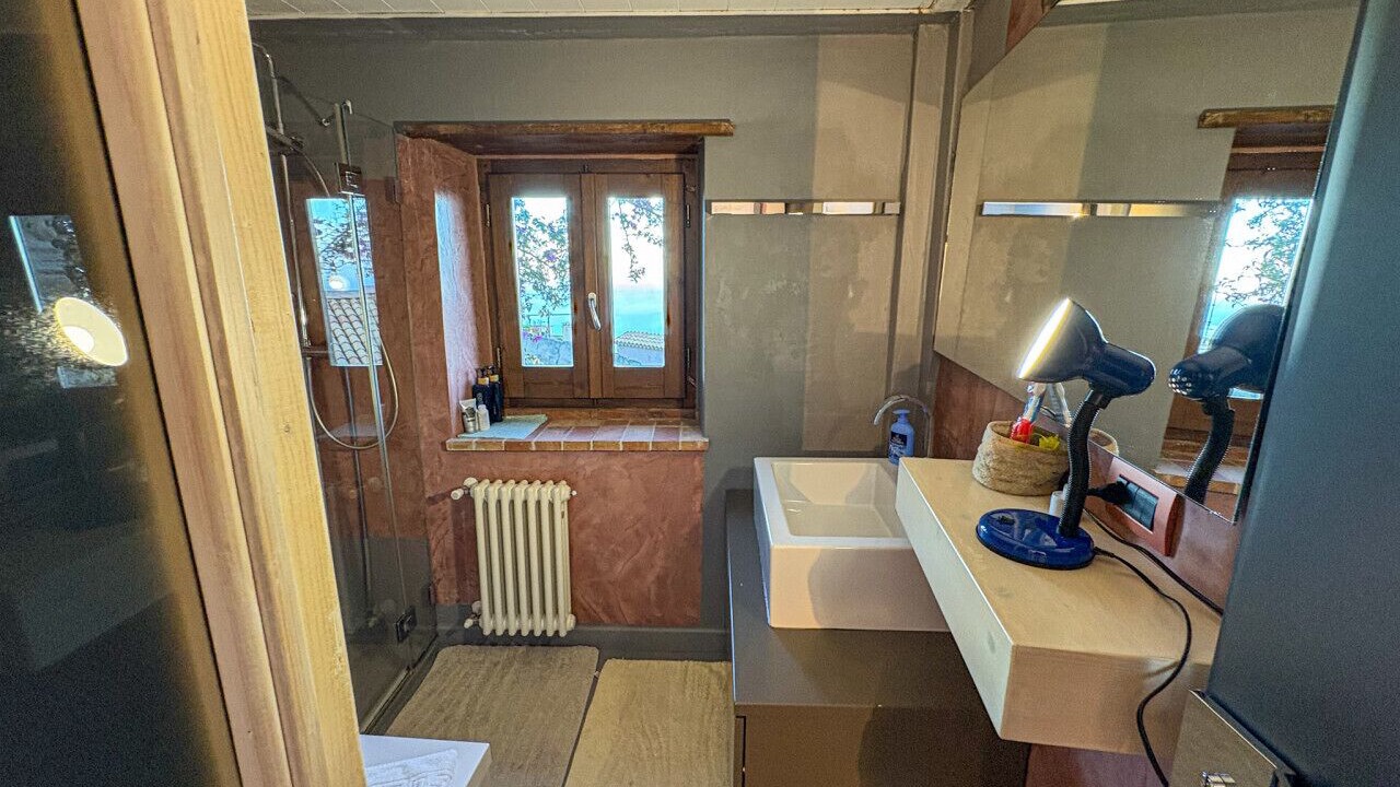 Photo of Bathroom in San Marco d'Alunzio