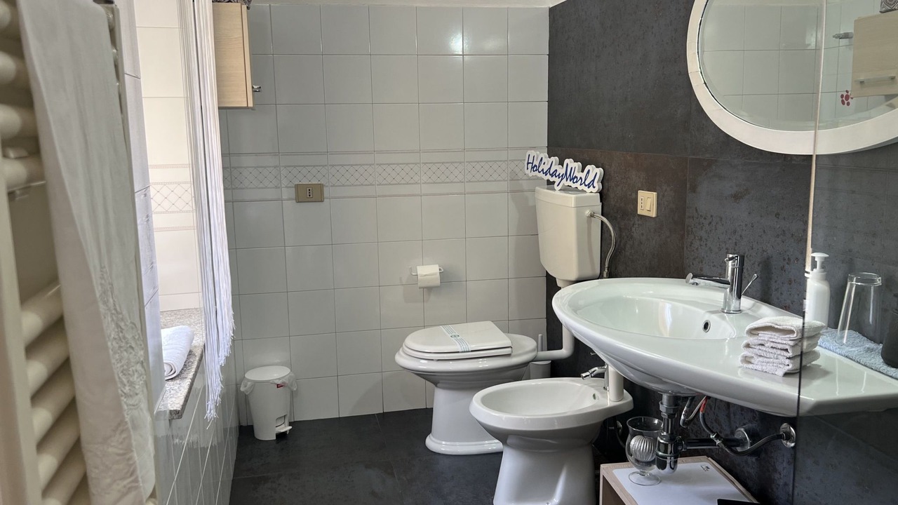 Photo of Bathroom in Caltagirone