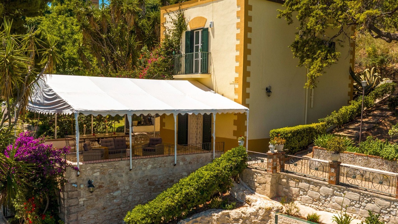 Photo of Outdoor in Alcamo