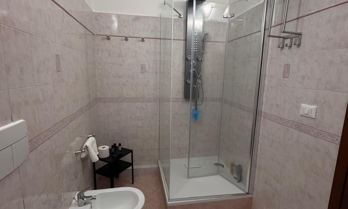 Photo of Bathroom in Zona XV Torre Maura