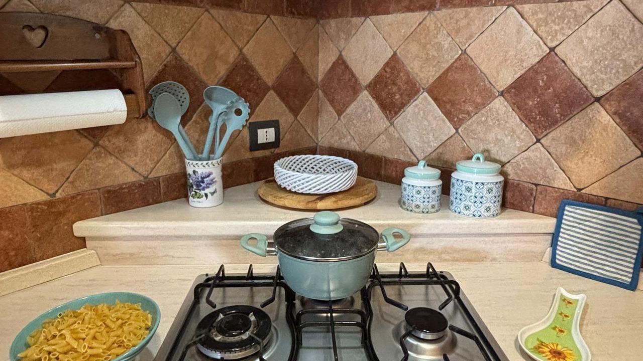 Photo of Kitchen in Campofelice di Roccella