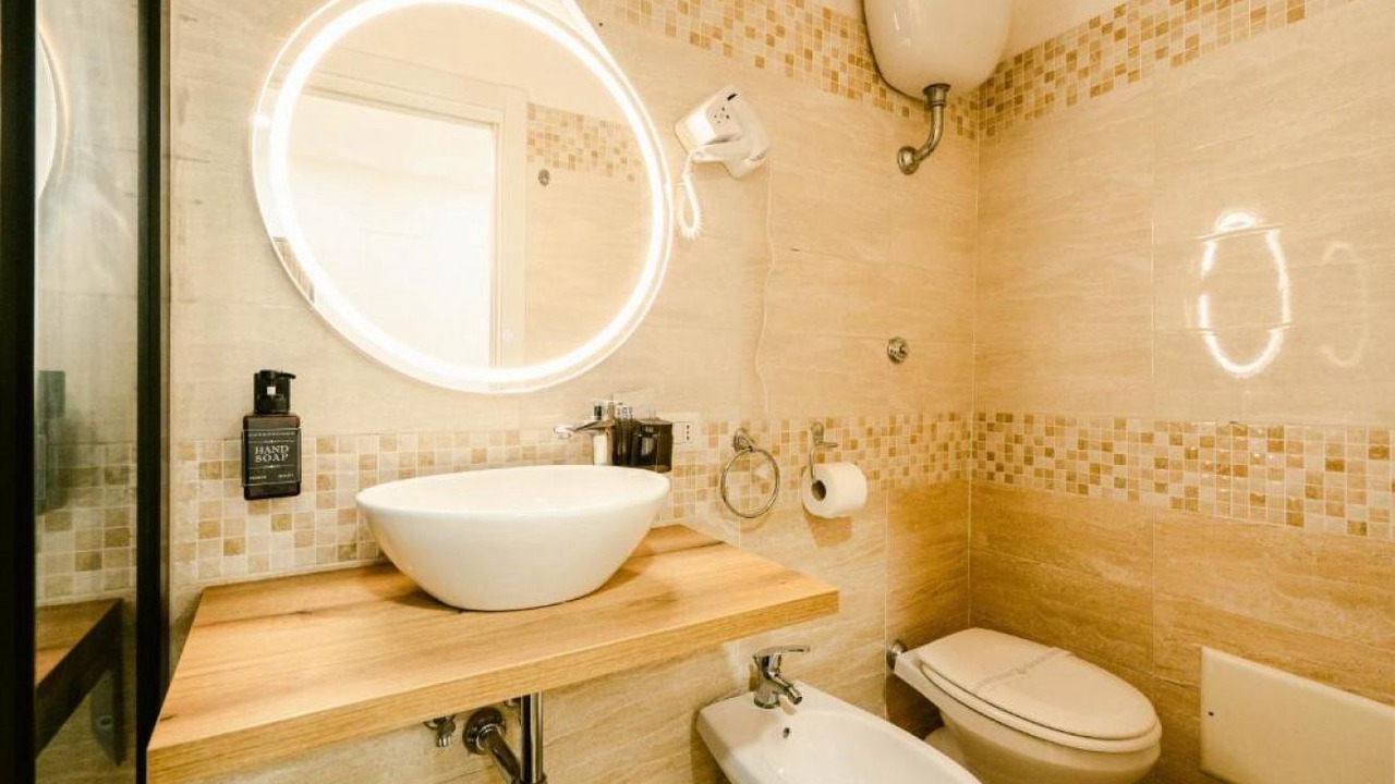 Photo of Bathroom in Historical Center