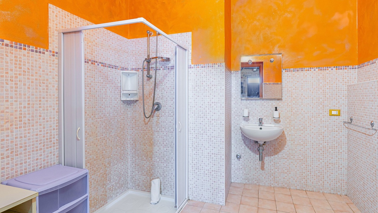 Photo of Bathroom in Arenella