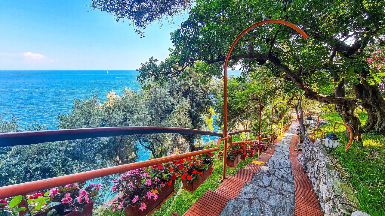Photo of Outdoor in Furore