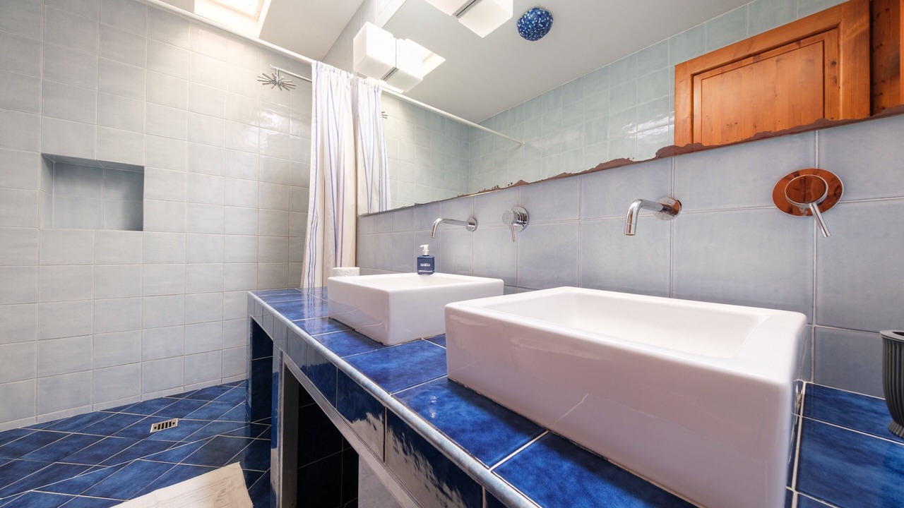 Photo of Bathroom in Lipari Historic Centre