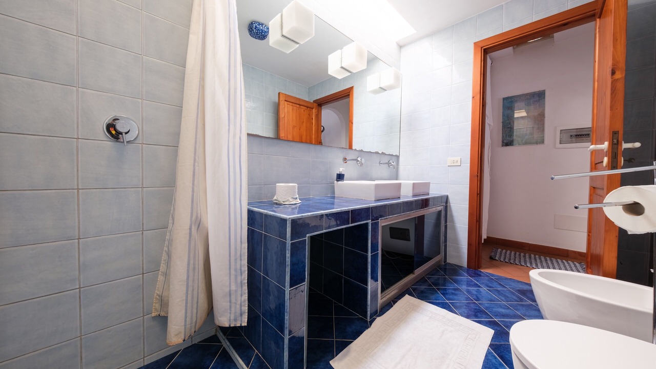 Photo of Bathroom in Lipari Historic Centre