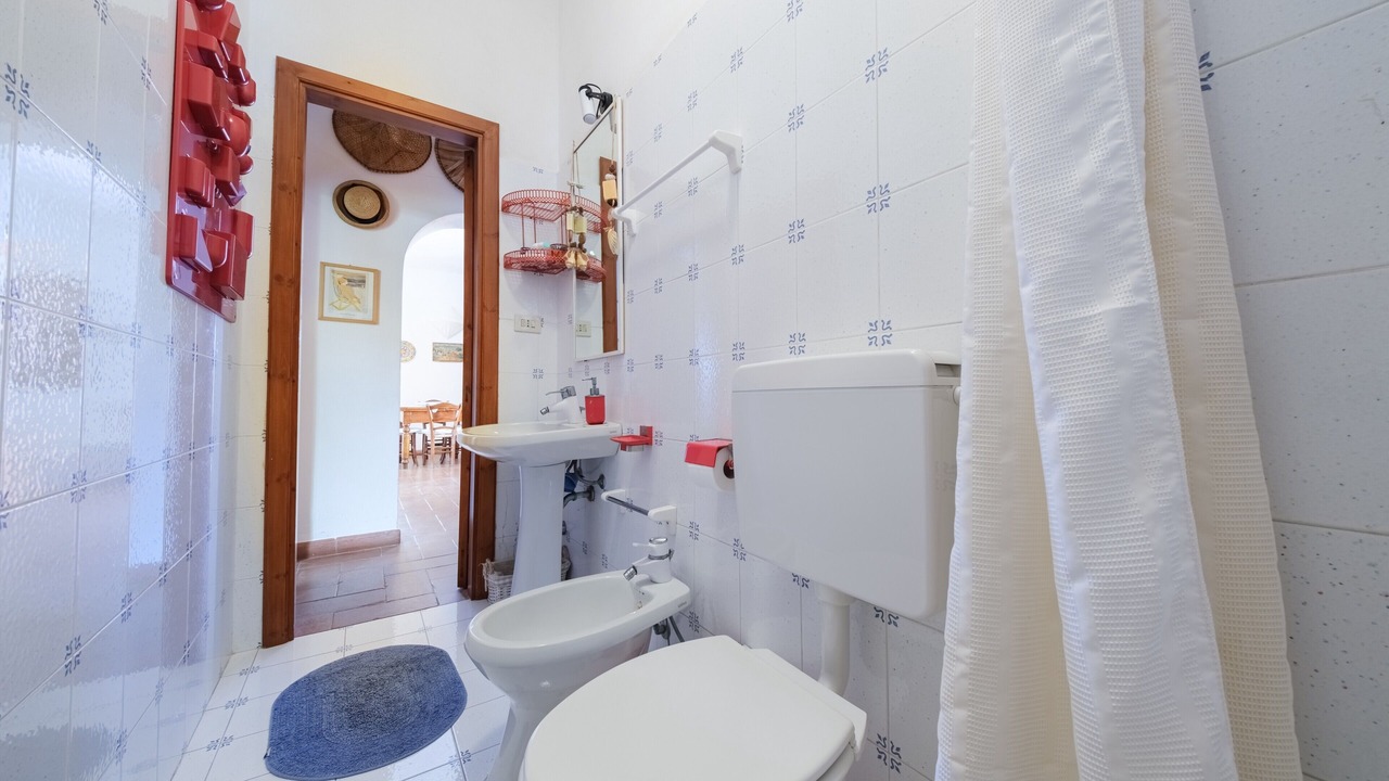 Photo of Bathroom in Lipari Historic Centre