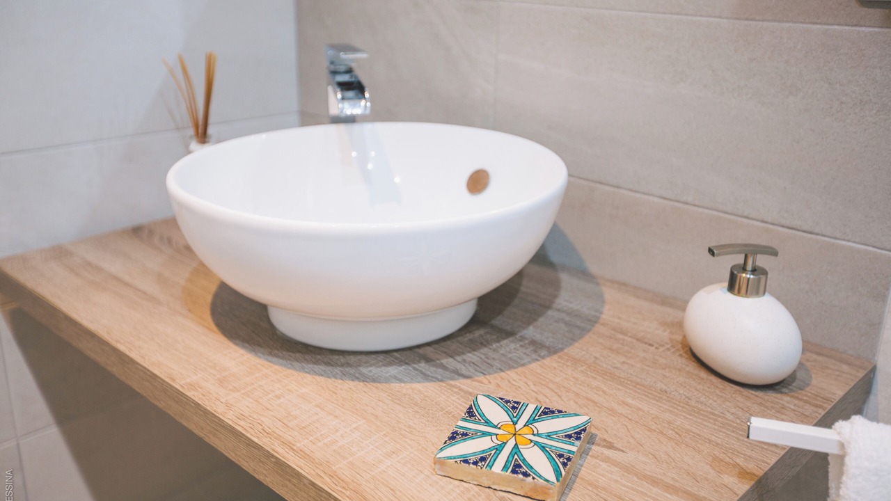 Photo of Bathroom in Avola