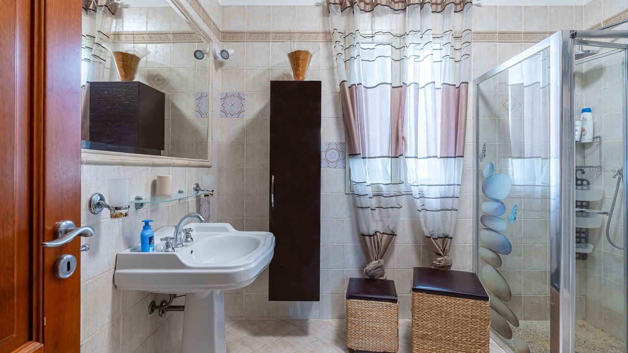 Photo of Bathroom in Belvedere