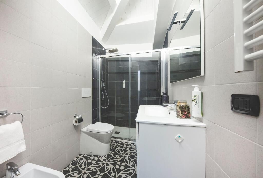 Photo of Bathroom in Catania City Centre