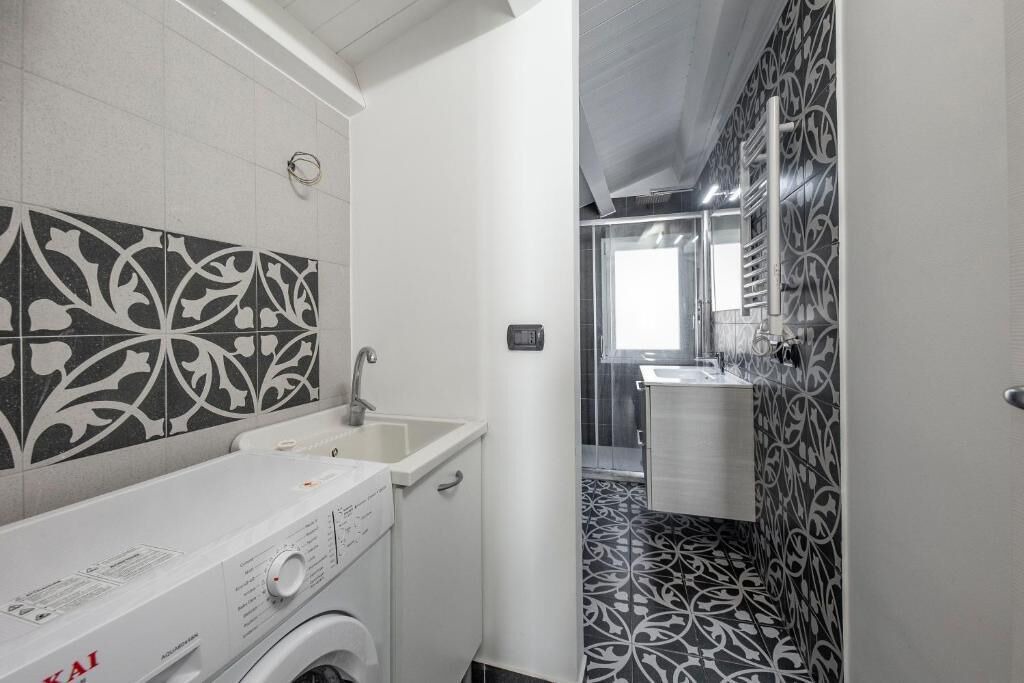 Photo of Bathroom in Catania City Centre