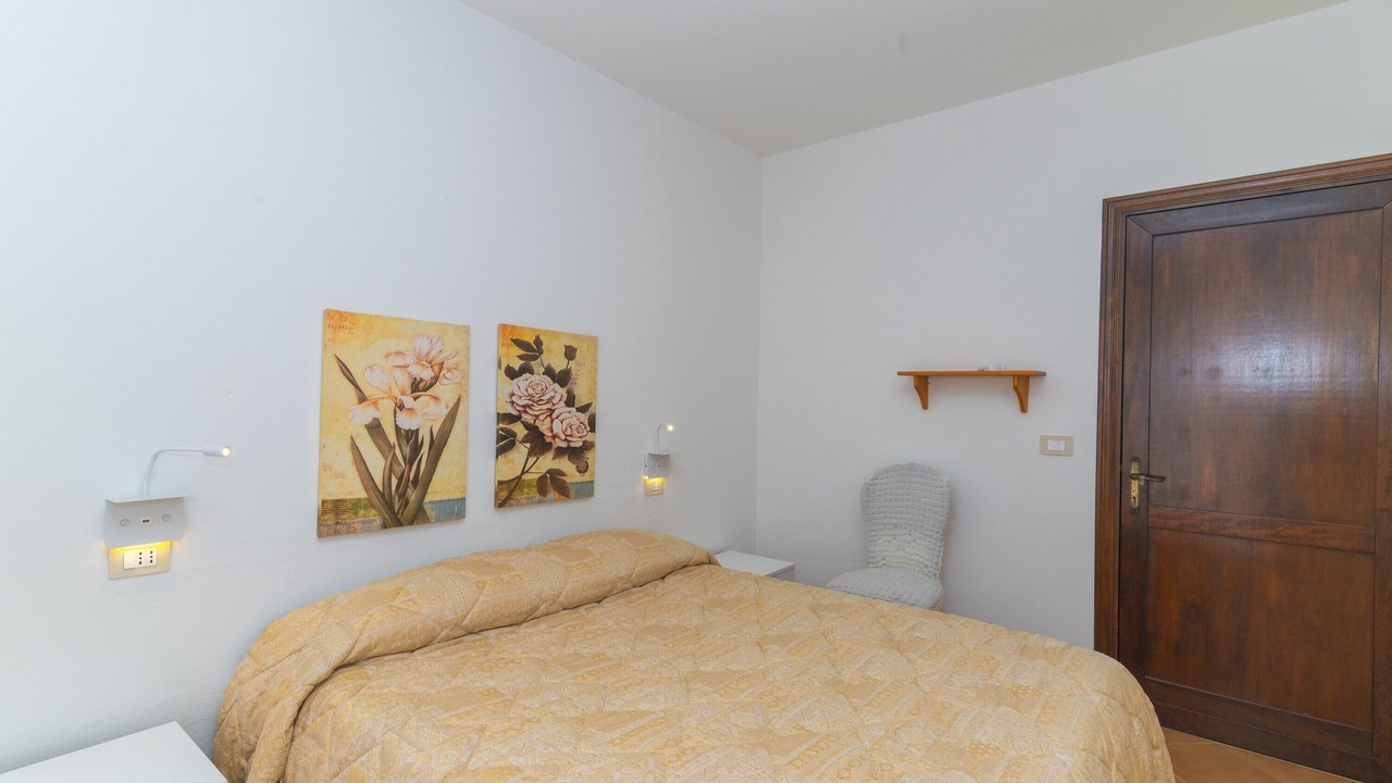 Photo of Bedroom in Calangianus