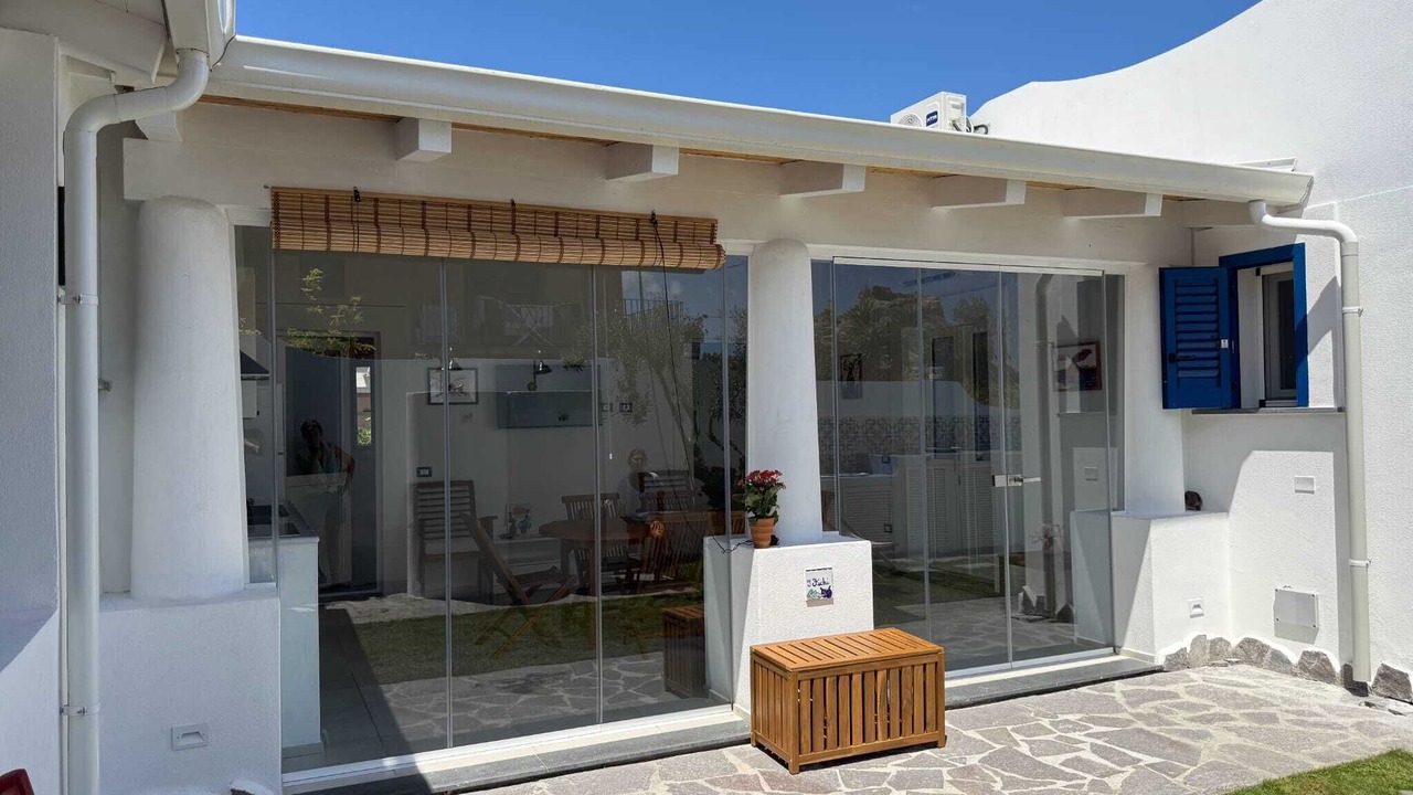 Photo of Outdoor in Vulcano Porto