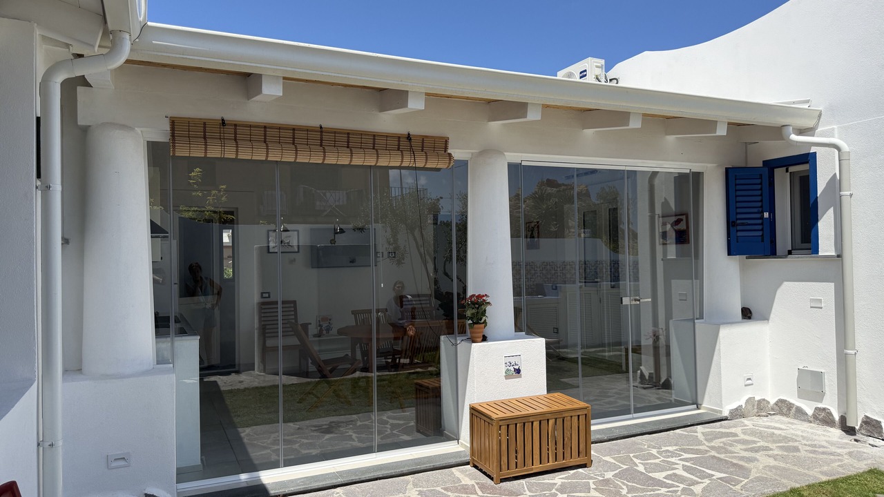 Photo of Outdoor in Vulcano Porto