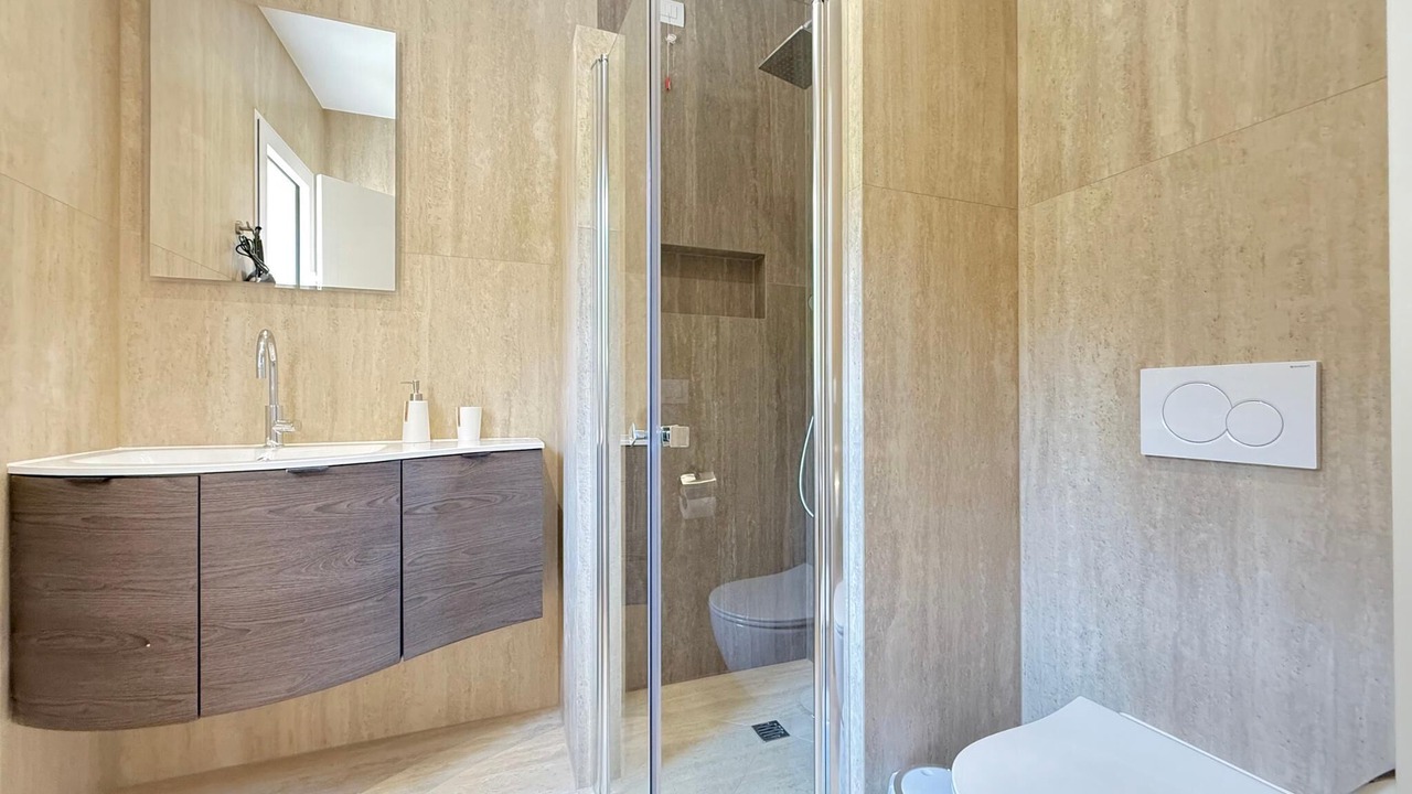 Photo of Bathroom in Baja Sardinia