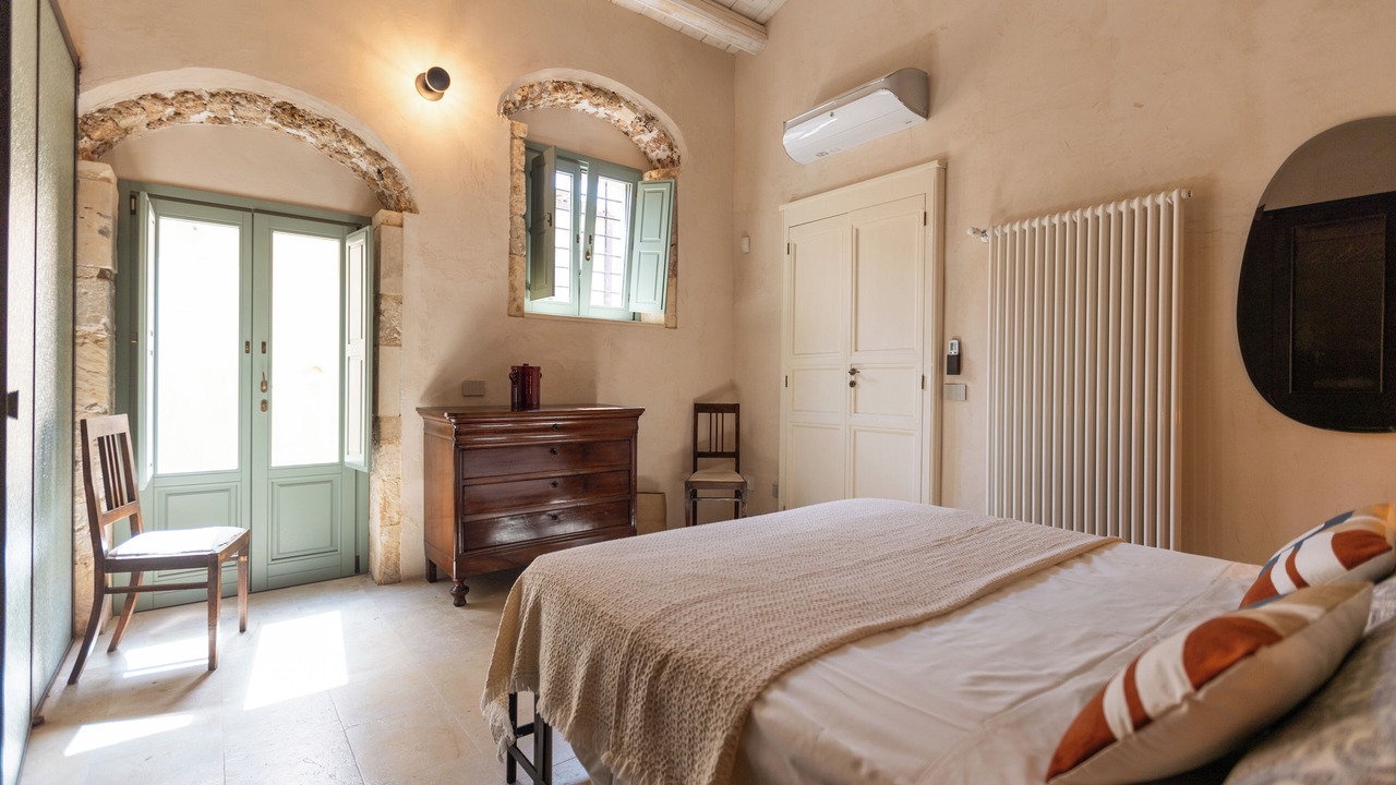 Photo of Bedroom in Noto Historic Centre