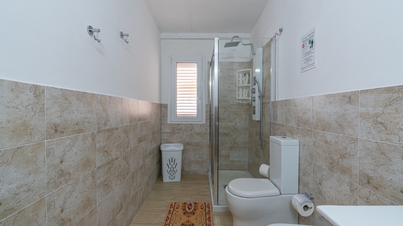 Photo of Bathroom in Avola