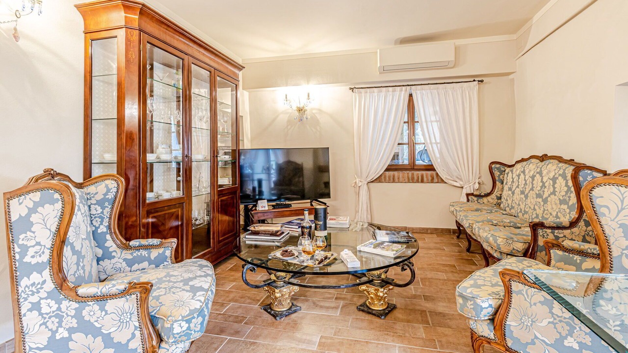 Photo of Livingroom in Montecatini Val di Cecina