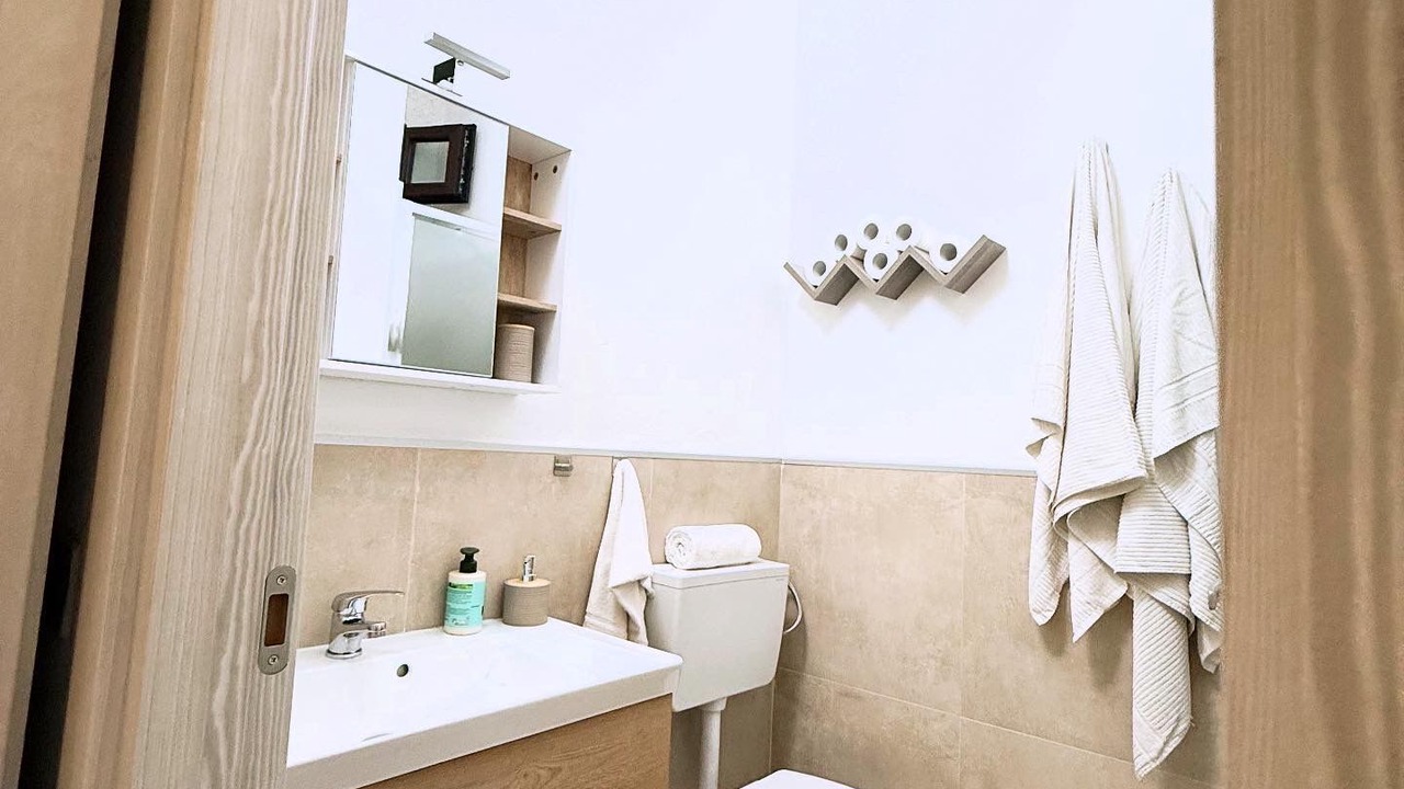 Photo of Bathroom in Floridia