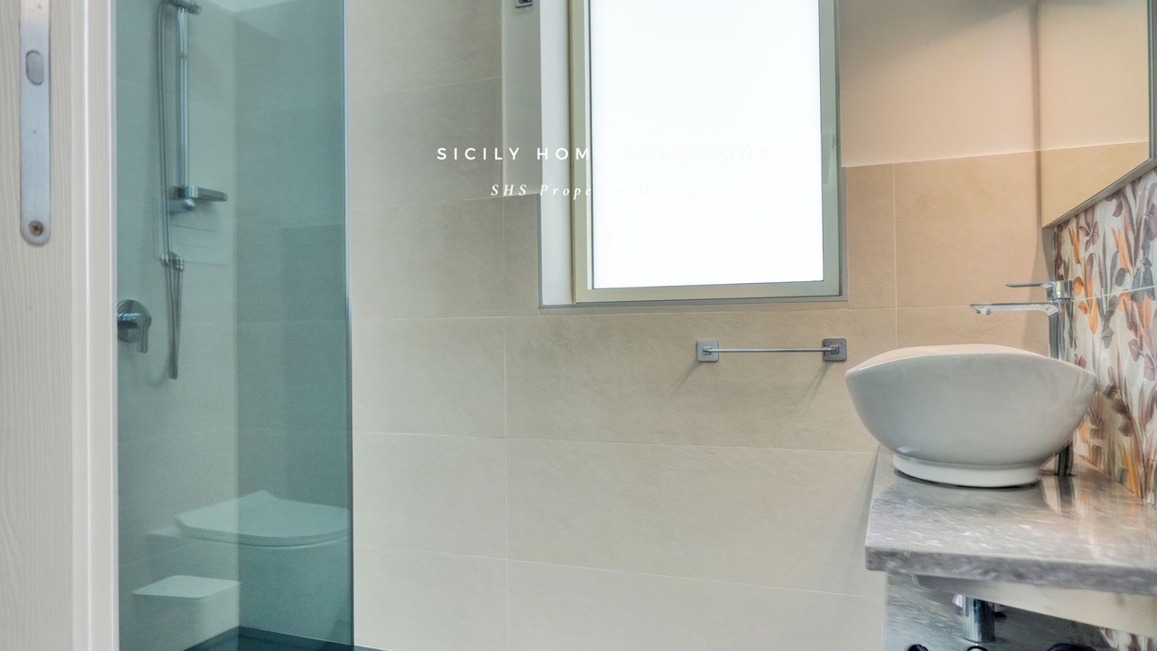 Photo of Bathroom in Balestrate