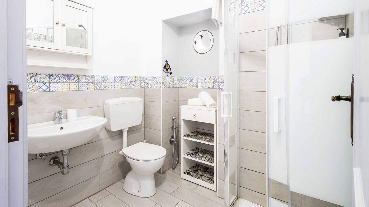 Photo of Bathroom in Lipari Historic Centre