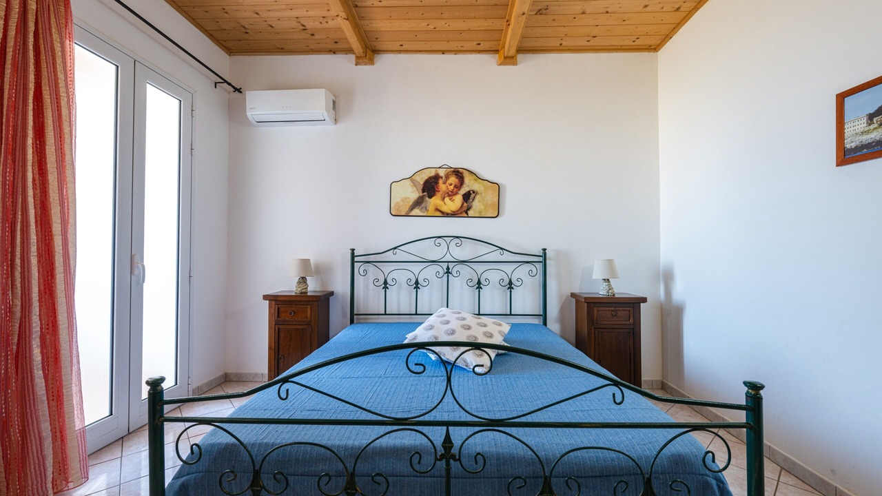 Photo of Bedroom in Cocumola
