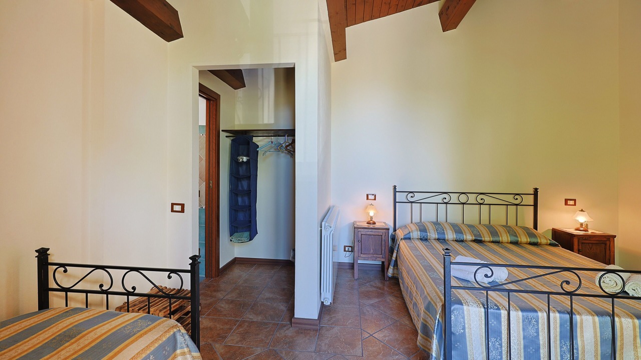 Photo of Bedroom in Patti