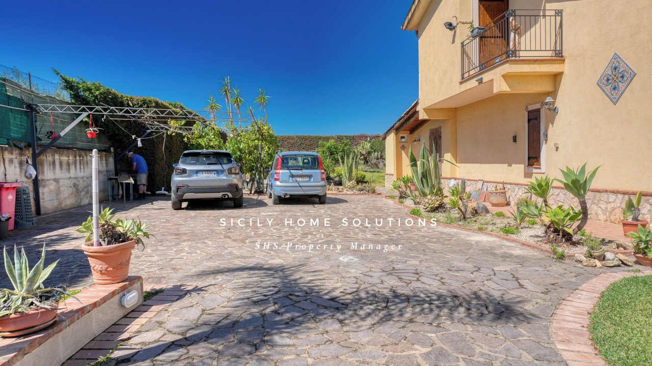 Photo of Outdoor in Partinico