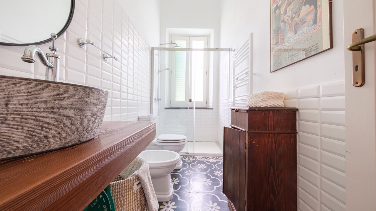 Photo of Bathroom in Lipari Historic Centre
