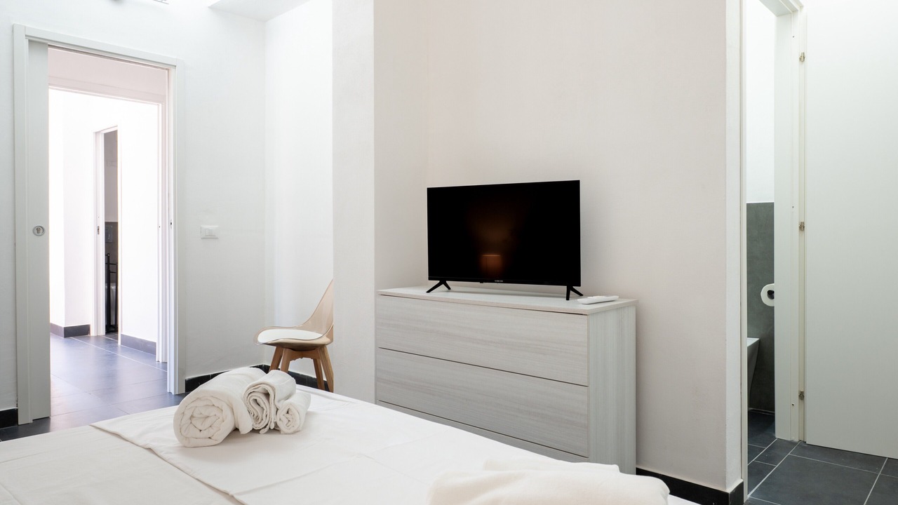 Photo of Bedroom in Torre Colonna-sperone
