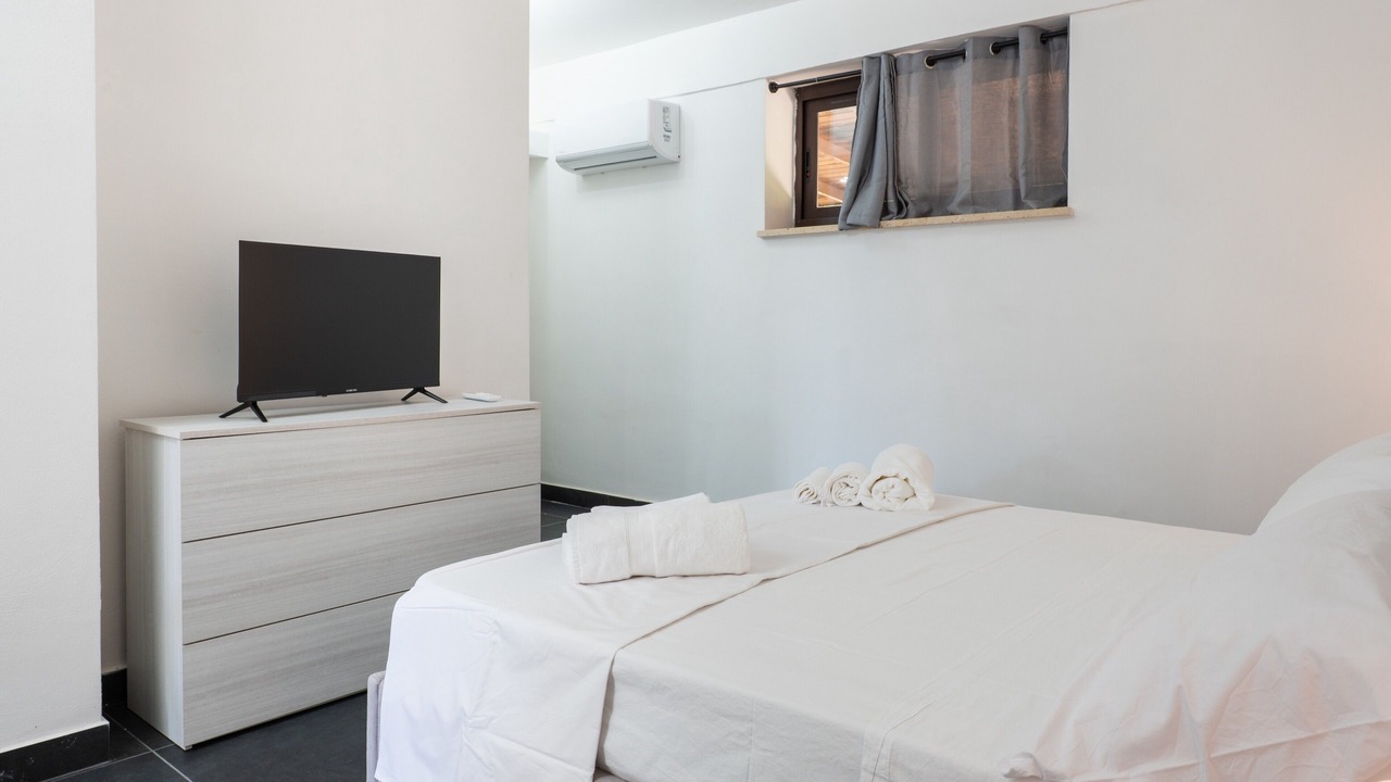 Photo of Bedroom in Torre Colonna-sperone