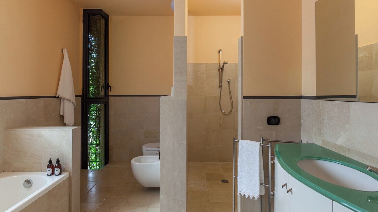 Photo of Bathroom in Coste