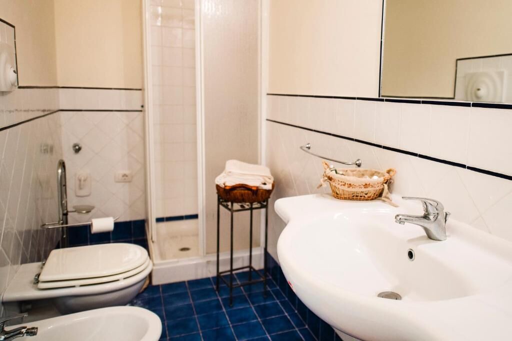 Photo of Bathroom in Corbara
