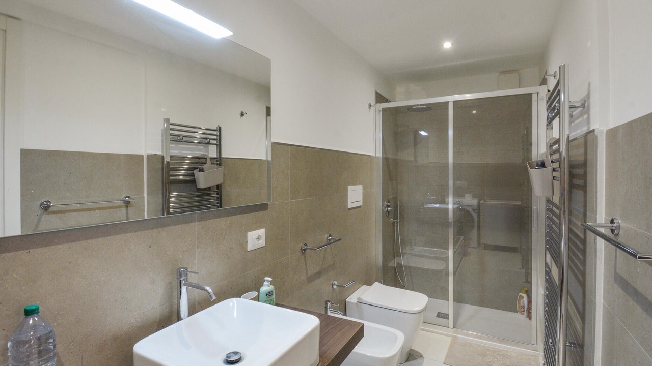 Photo of Bathroom in Palazzolo Acreide Historic Centre