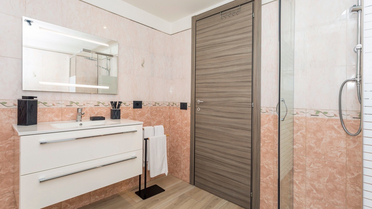 Photo of Bathroom in Macchia