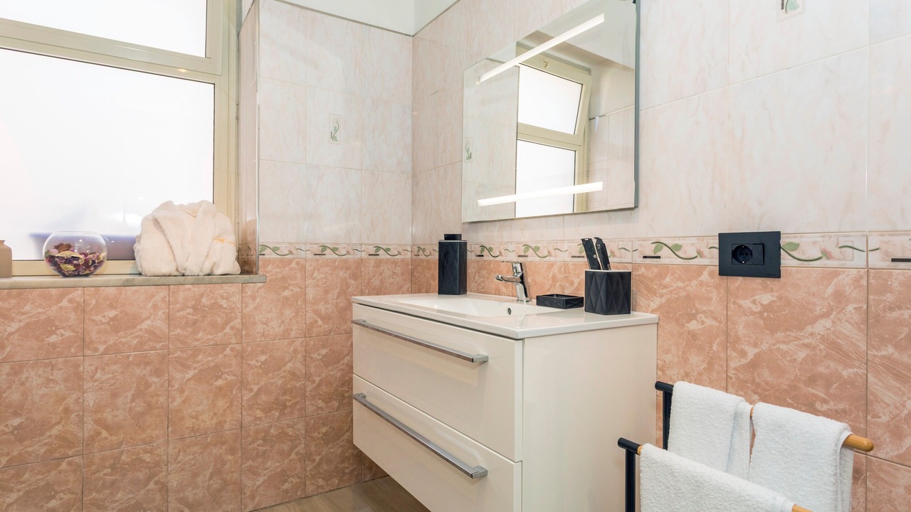 Photo of Bathroom in Macchia